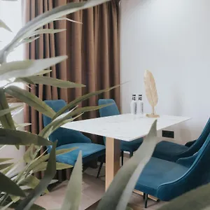  Apartment Poem Apartments, Canteras